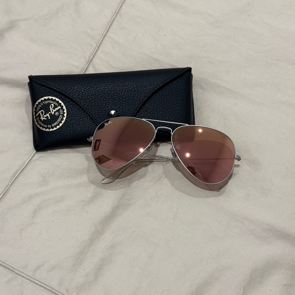 Ray-Ban Aviators with Case (Reflective Lenses)